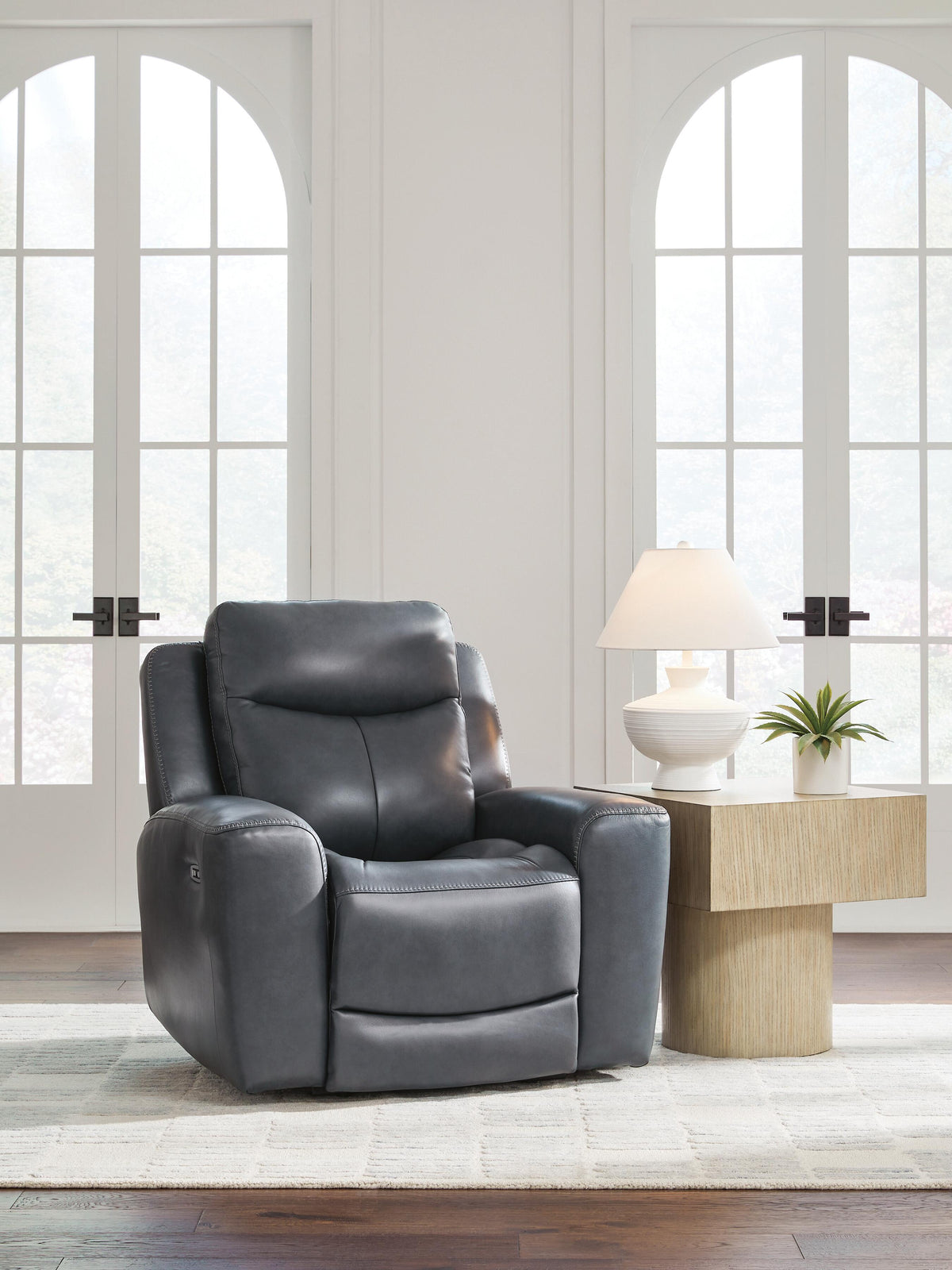 Bexhurst PWR Recliner/ADJ Headrest Leather