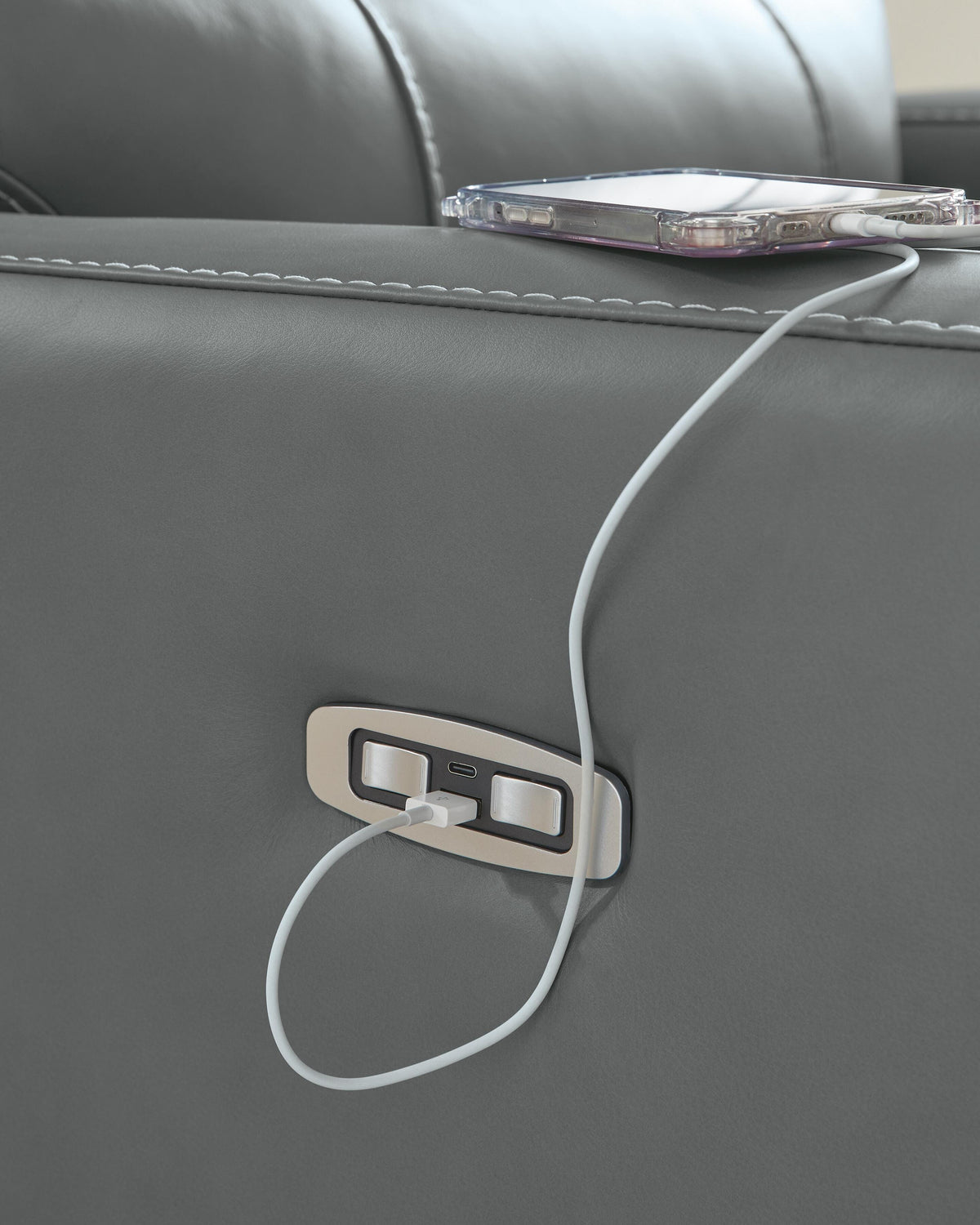 Pennacle Pier PWR Recliner/ADJ Headrest Leather