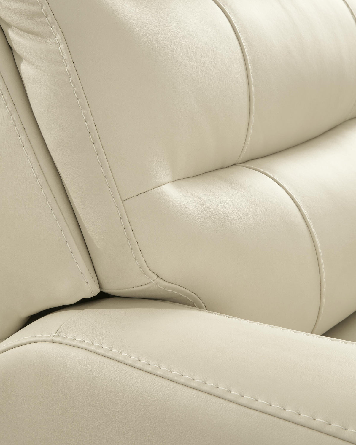 Pennacle Pier PWR Recliner/ADJ Headrest Leather
