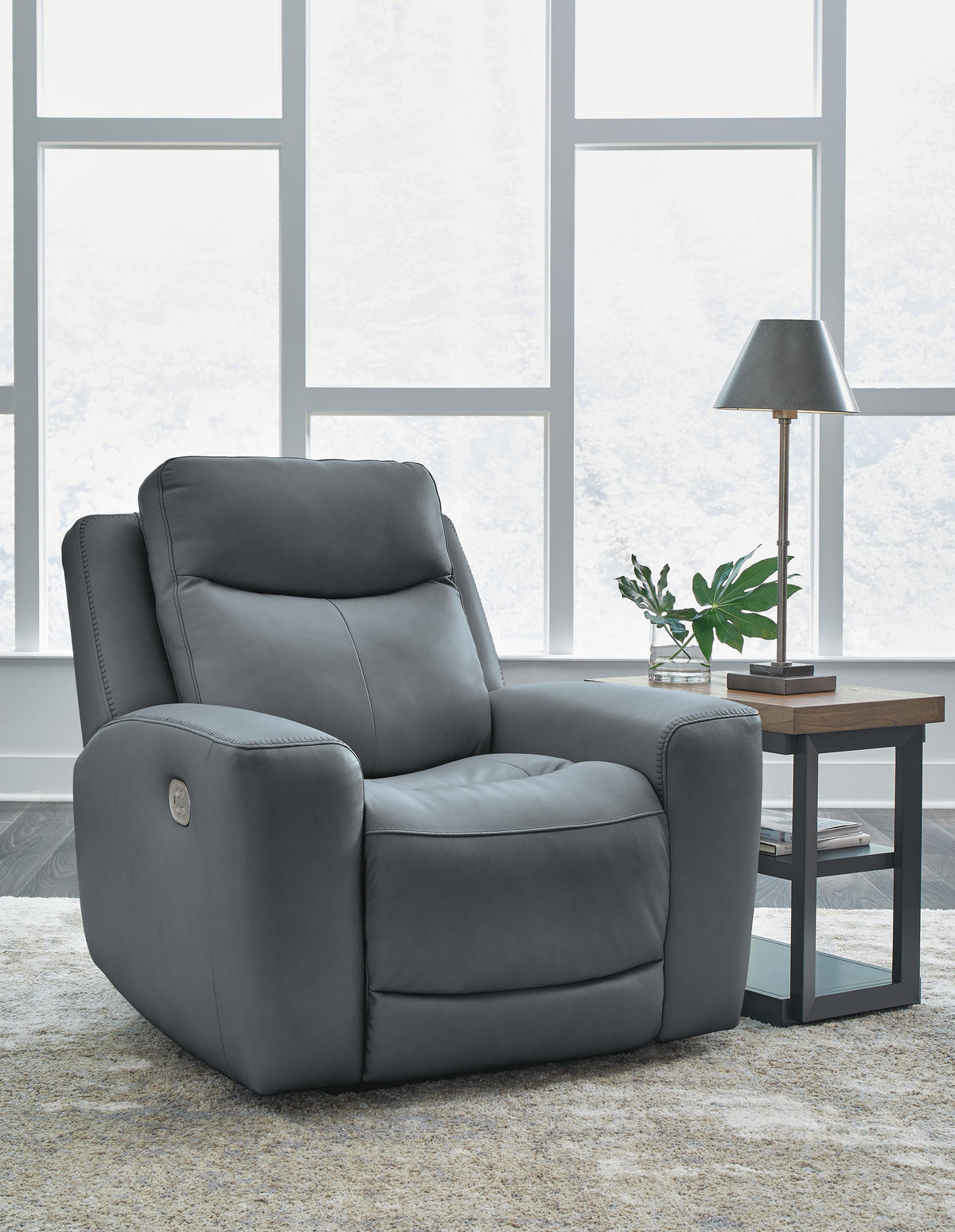 Mindanao PWR Recliner/ADJ Headrest Leather
