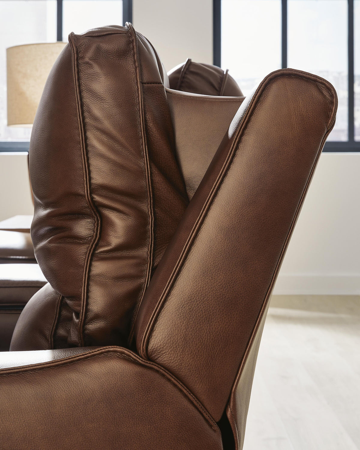 DeepWakes PWR Recliner/ADJ Headrest Leather