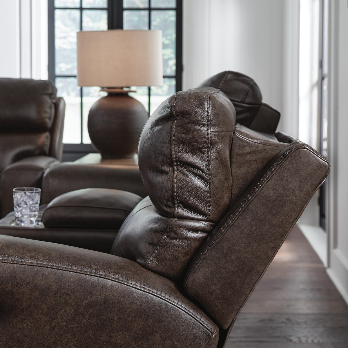 Crossplex PWR REC Loveseat/CON/ADJ HDRST Leather
