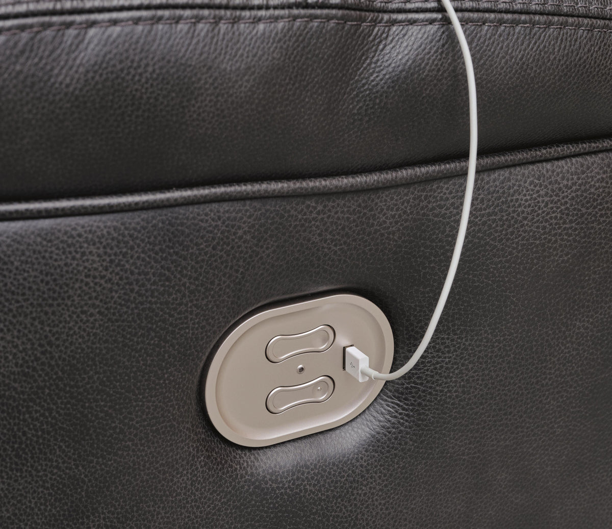 Mountainous PWR Recliner/ADJ Headrest Leather