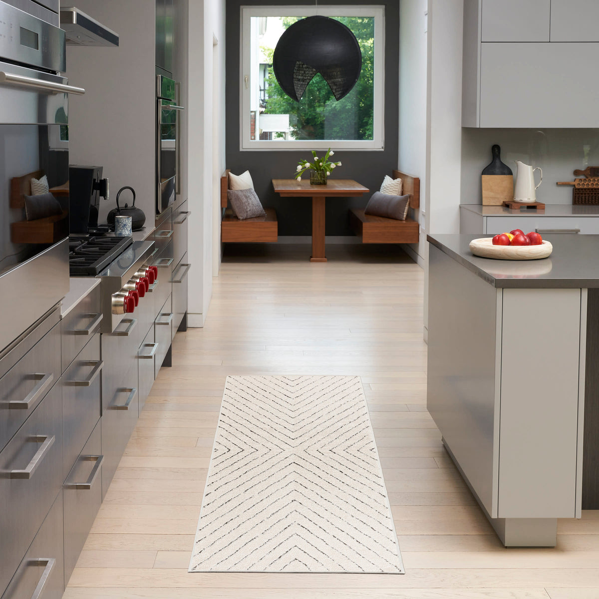 Modern Comfort MNC01 Ivory Black Rug - room scene