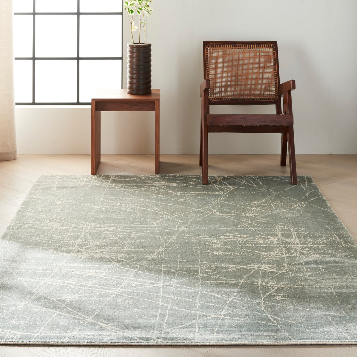 Maya MAY05 Mercury Rug - room scene