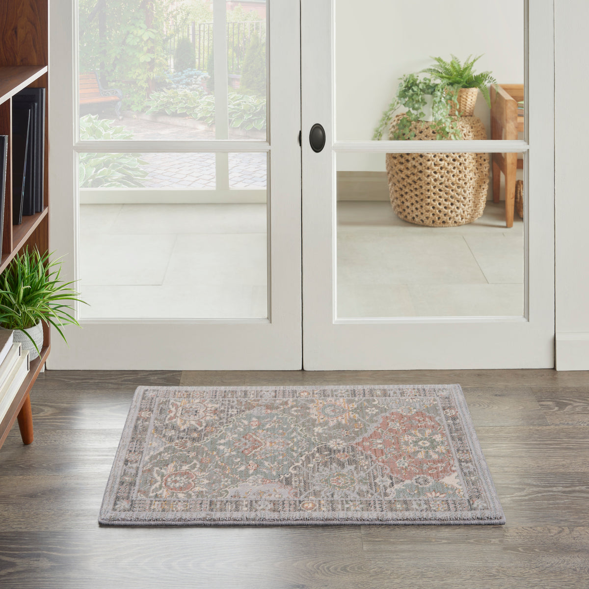 Parisa PSA05 Grey Multicolor Rug - room scene