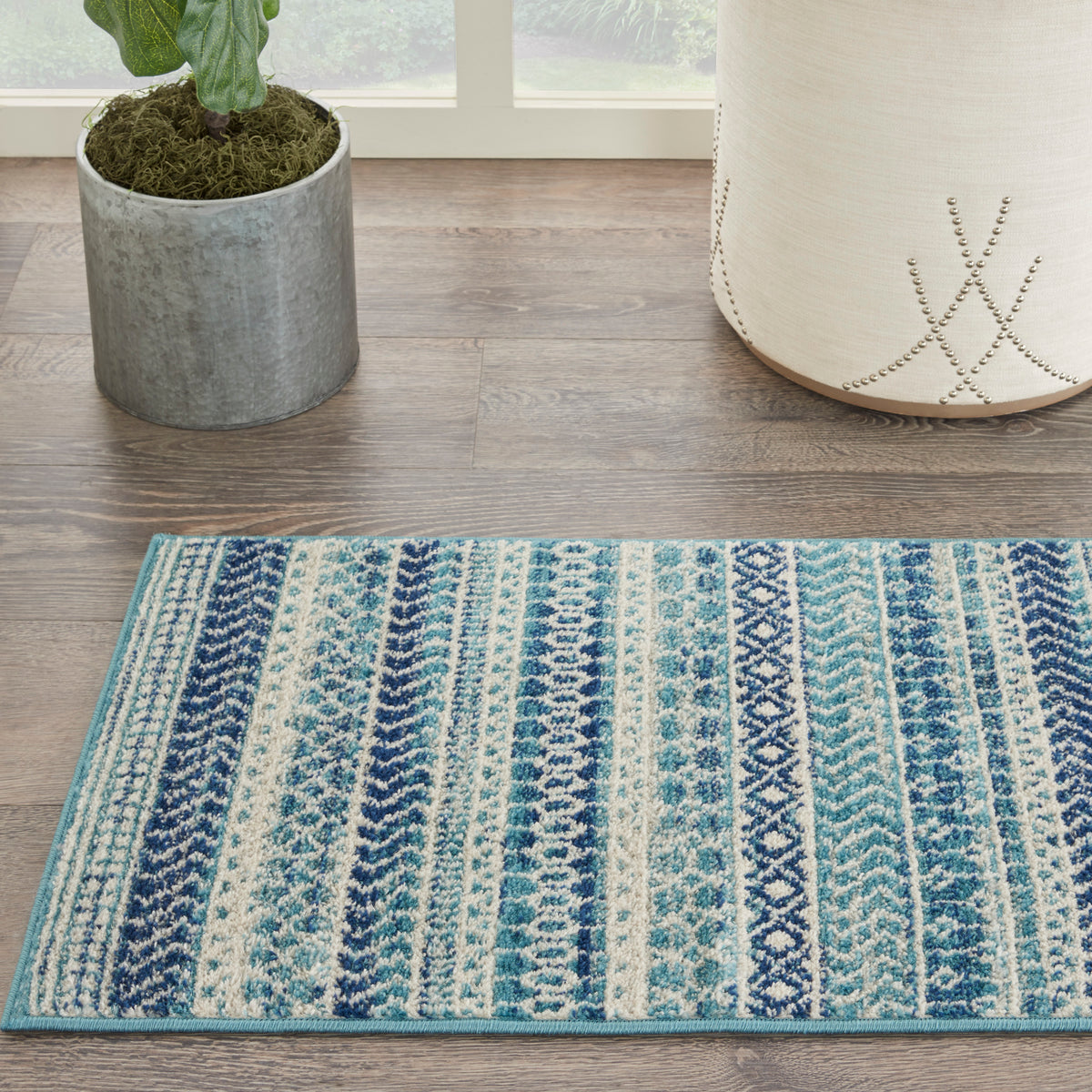 Passion PSN26 Navy Blue Rug - room scene