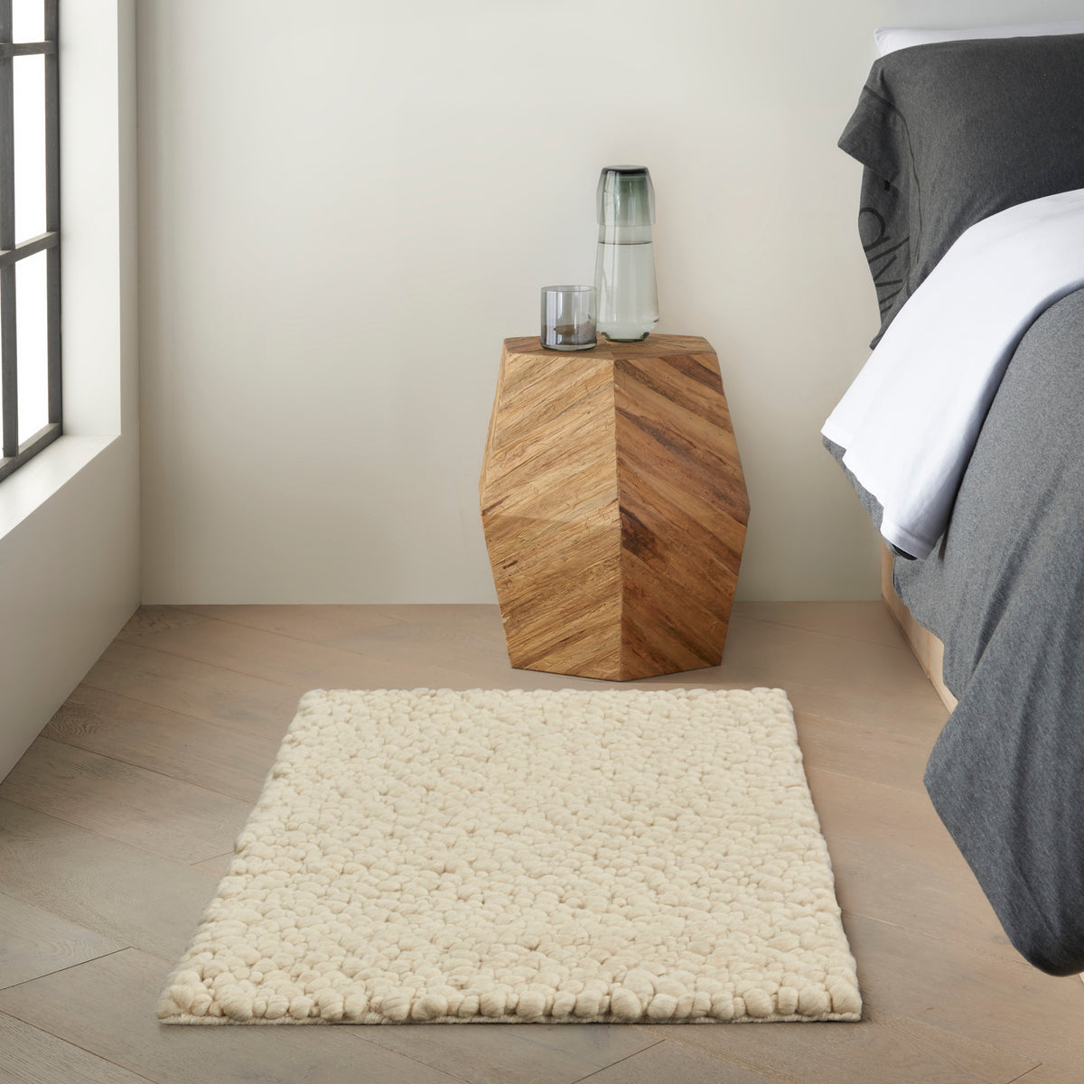 Riverstone CK940 Ivory Rug - room scene