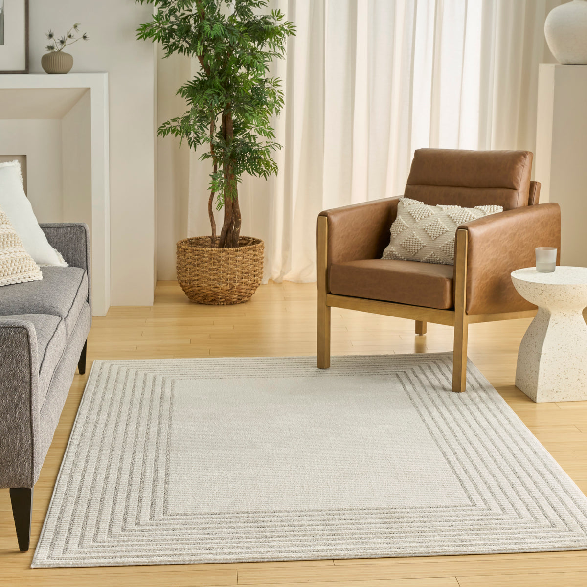 Ivory Hues IVH03 Ivory Grey Rug - room scene