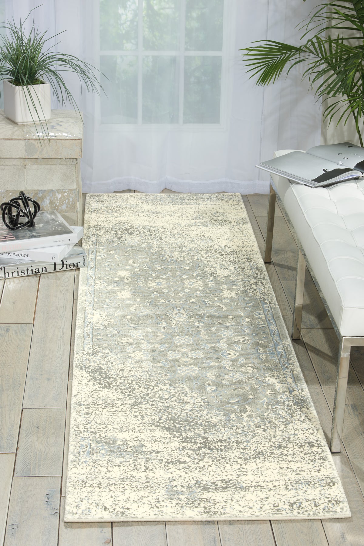 Luminance LUM10 Silver Rug - room scene