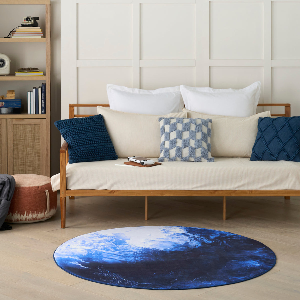 Imagination IMA10 Blue Rug - room scene