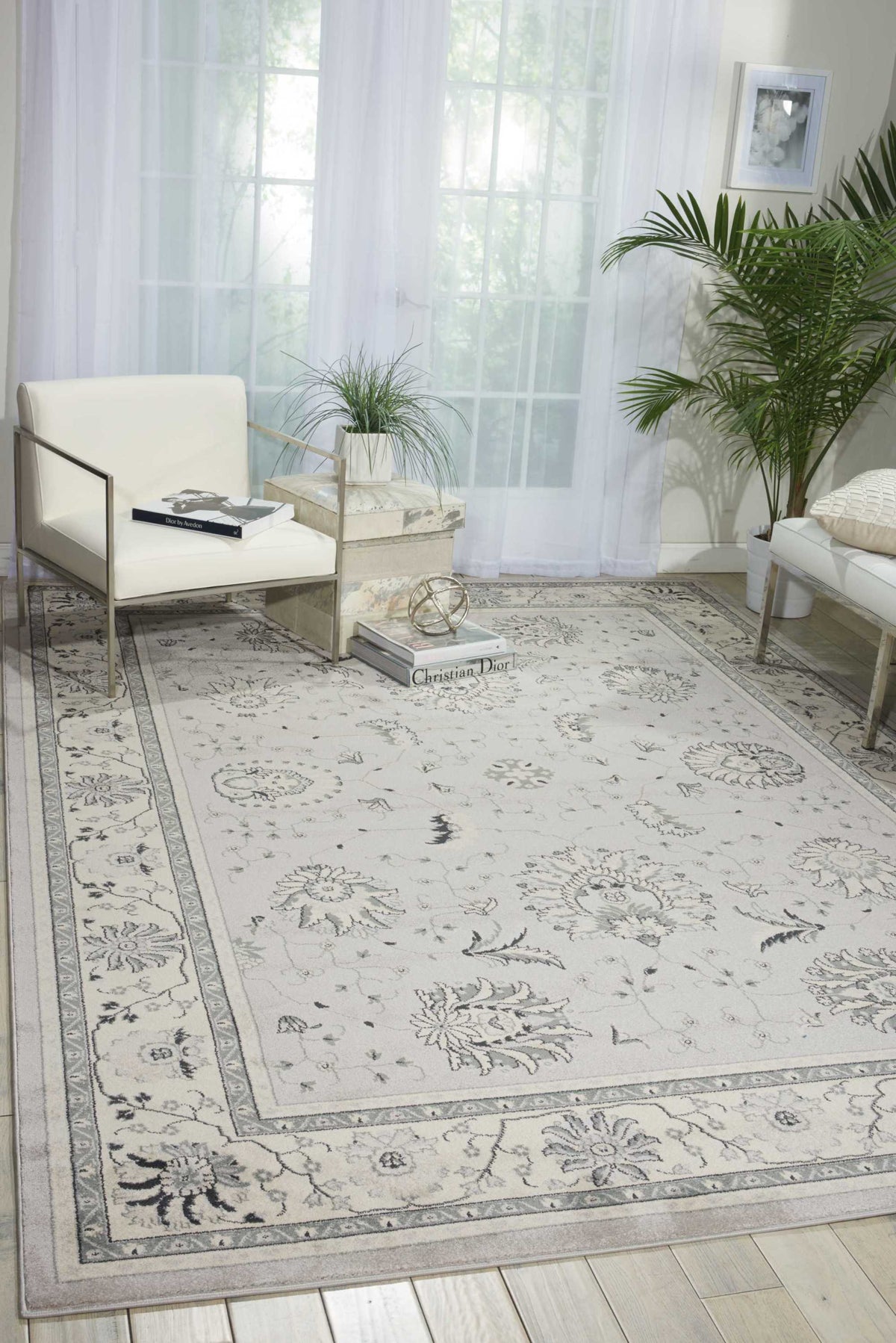 Maymana MYN03 Silver Rug - room scene