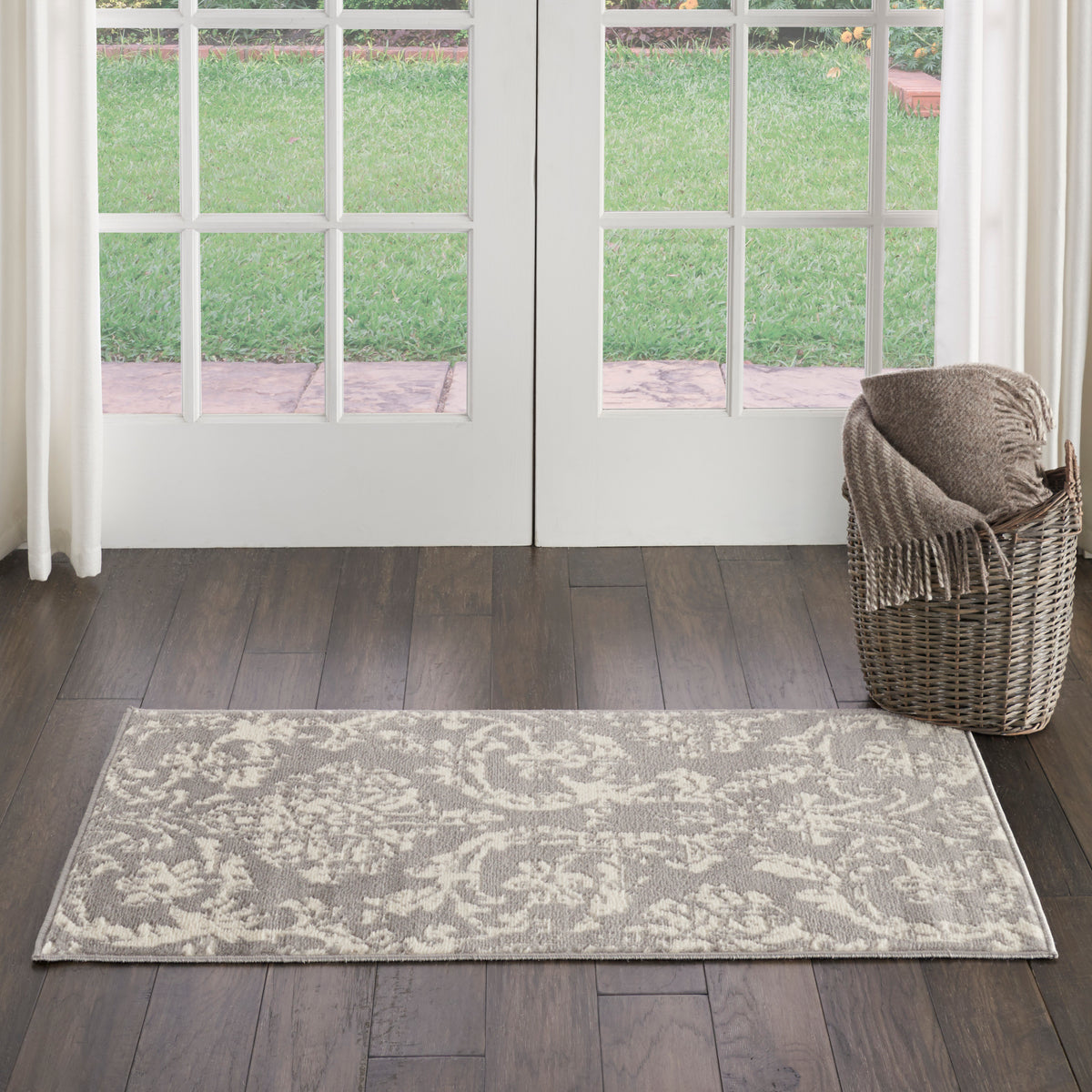 Jubilant JUB09 Grey Rug - room scene