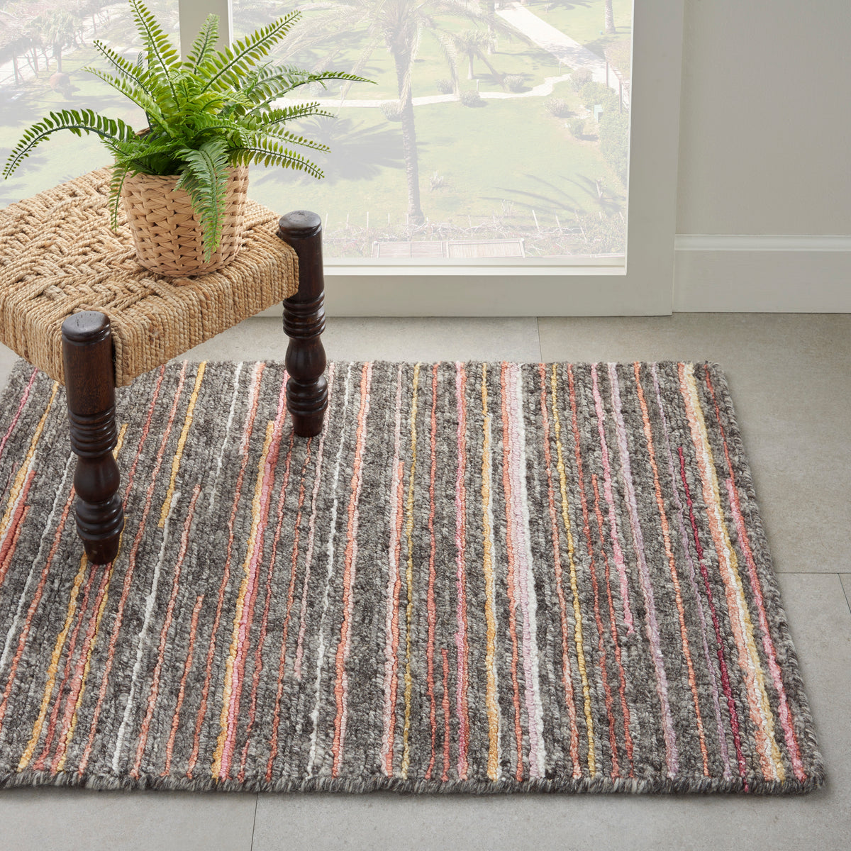 Plateau PAE01 Grey Flame Rug - room scene