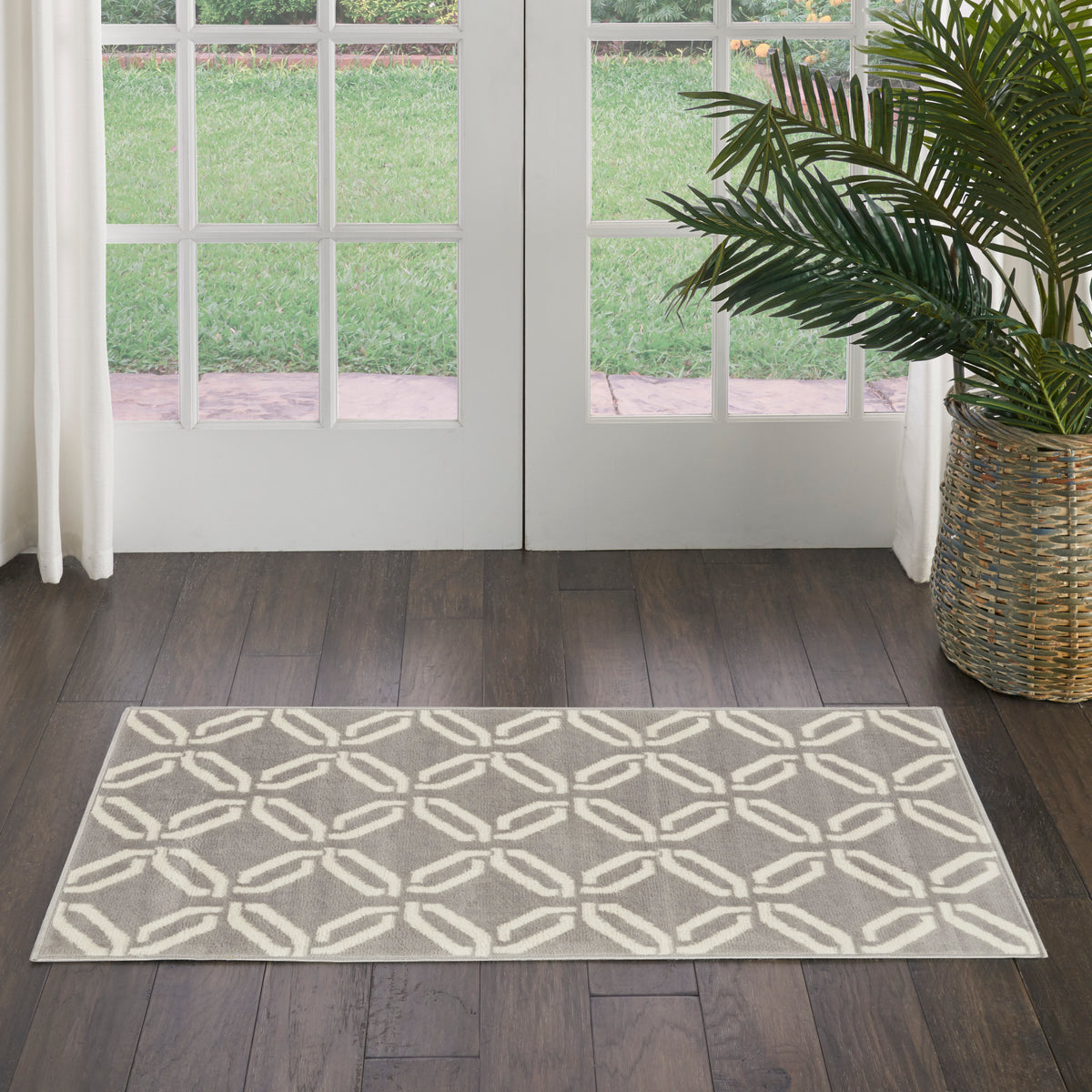 Jubilant JUB17 Grey Rug - room scene