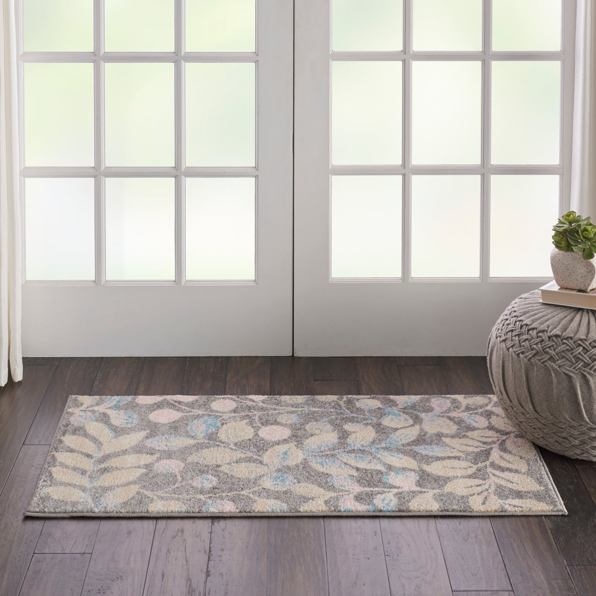 Tranquil TRA03 Grey Beige Rug - room scene