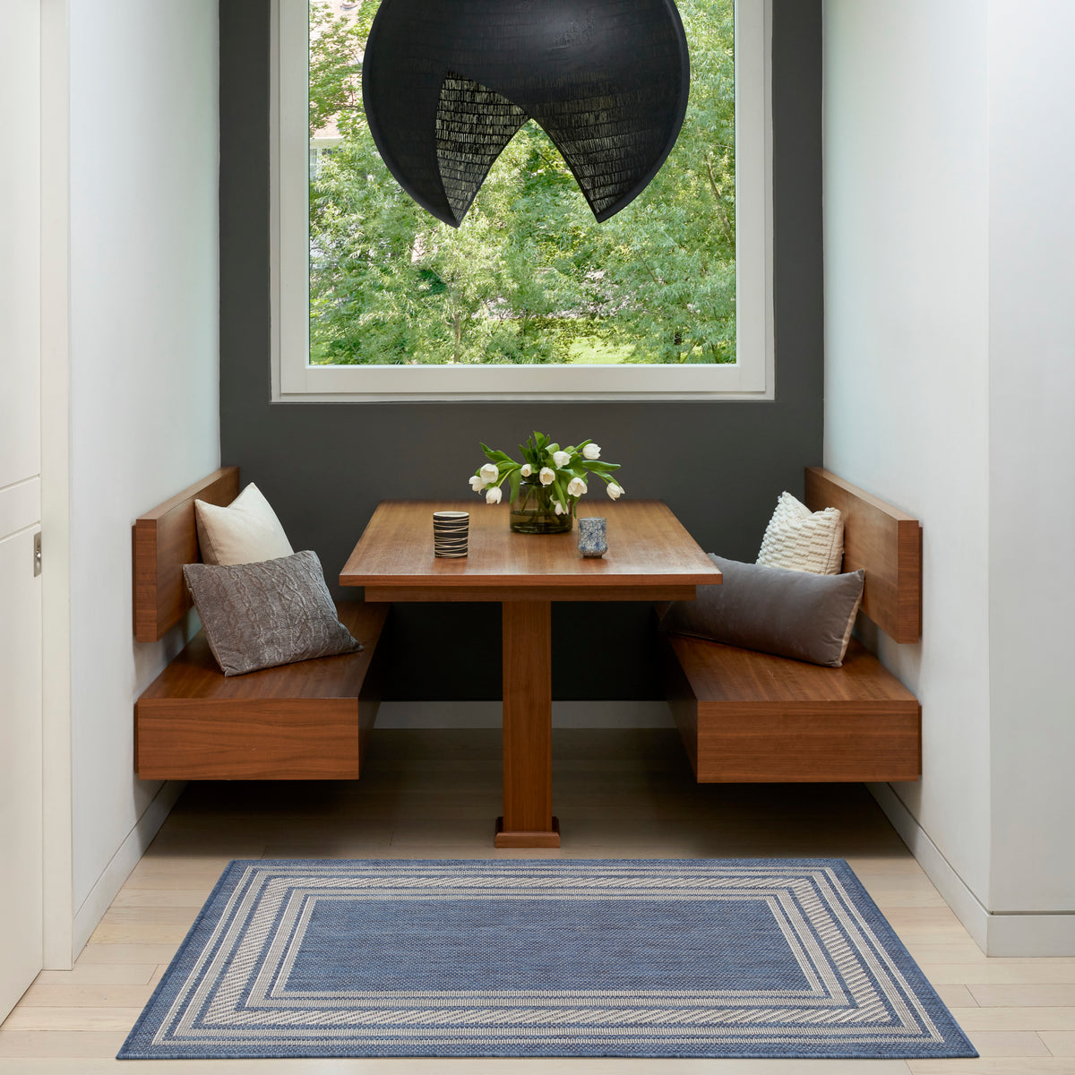 Horizon Indoor/Outdoor HOZ03 Denim Rug - room scene