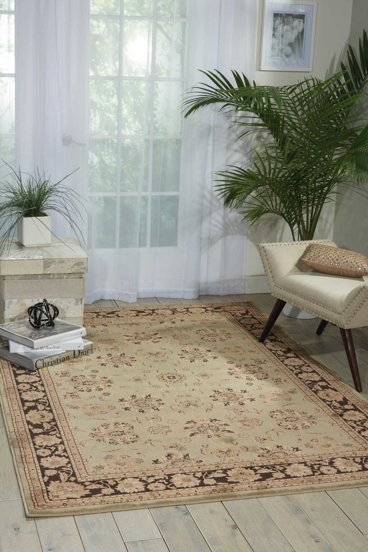 Ararat ARA03 Green Rug - room scene