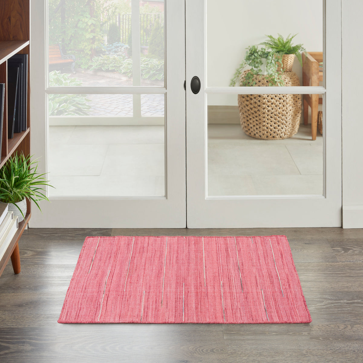 Interweave IWV01 Rose Rug - room scene