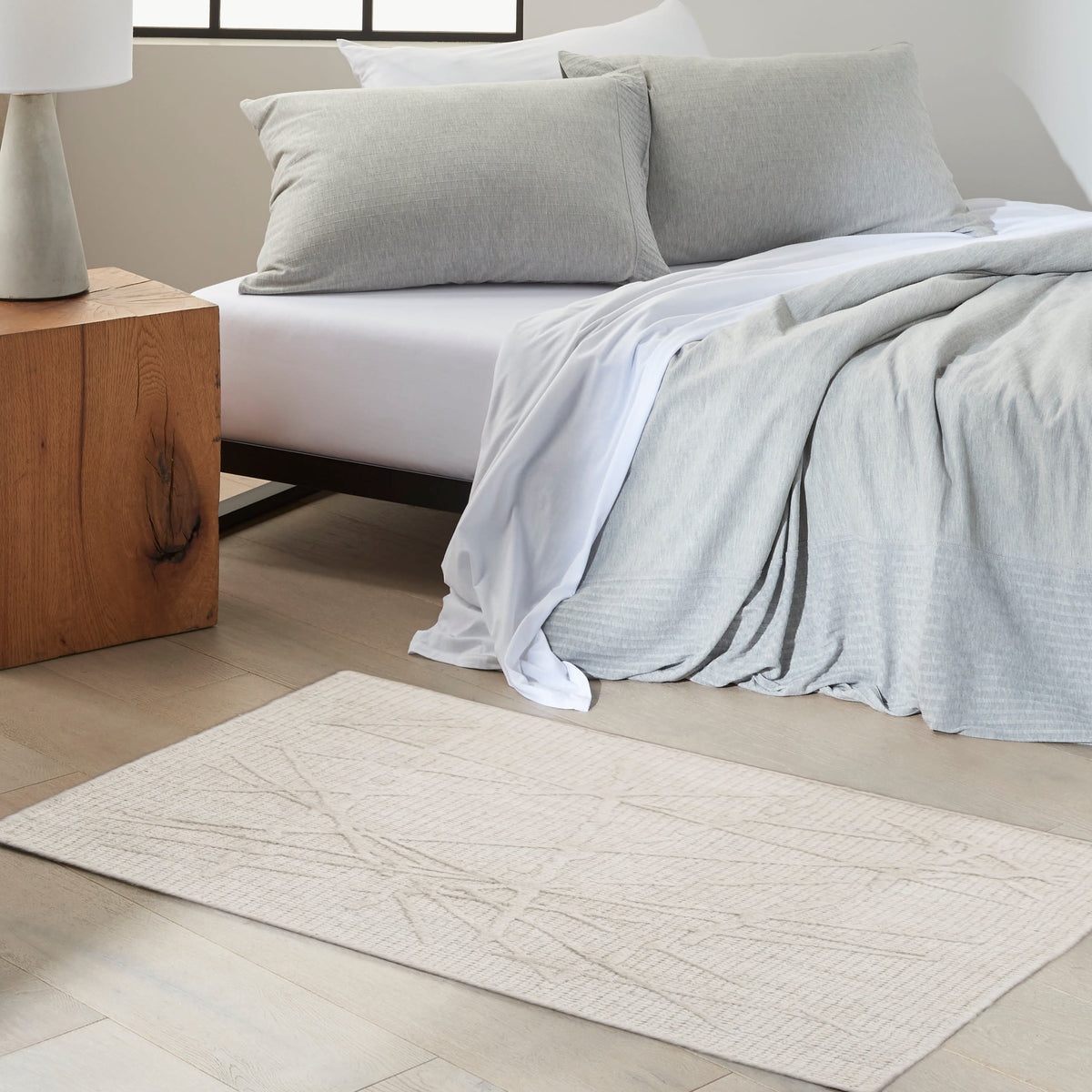 CK044 Wander WND01 Ivory Grey Rug - room scene