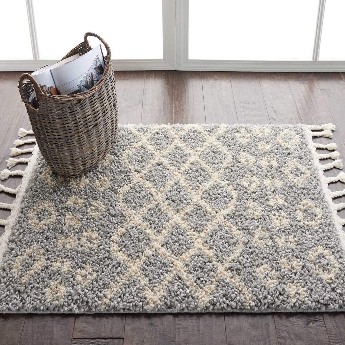 Moroccan Shag MRS02 Silver Rug - room scene
