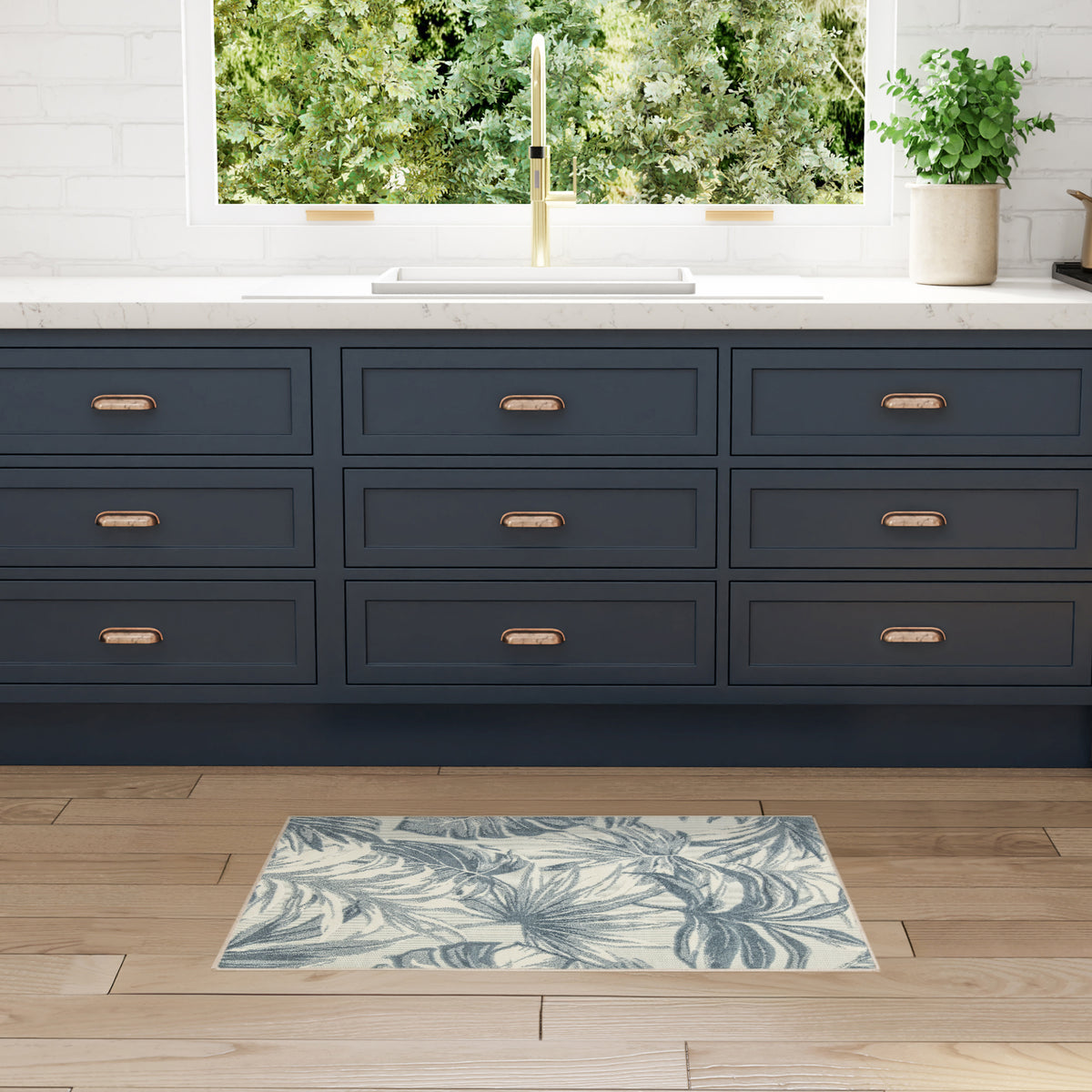 Aloha ALH43 Ivory Blue Rug - room scene