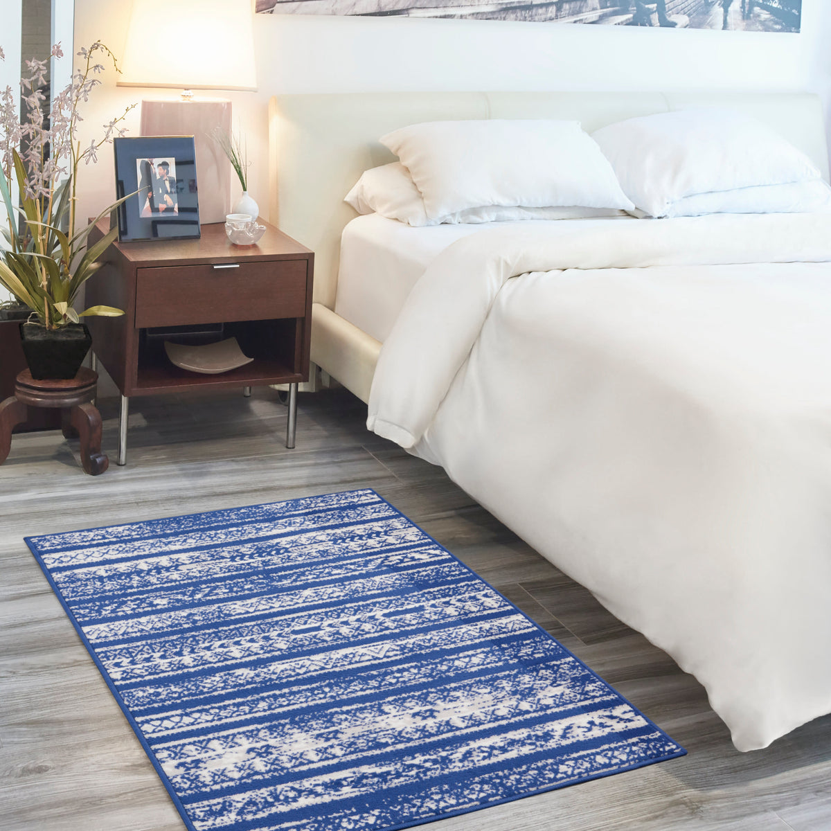 Whimsicle WHS16 Navy Ivory Rug - room scene