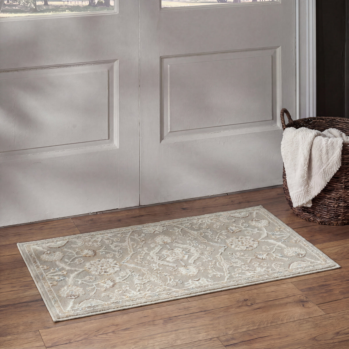 Isla ISL01 Light Grey Rug - room scene
