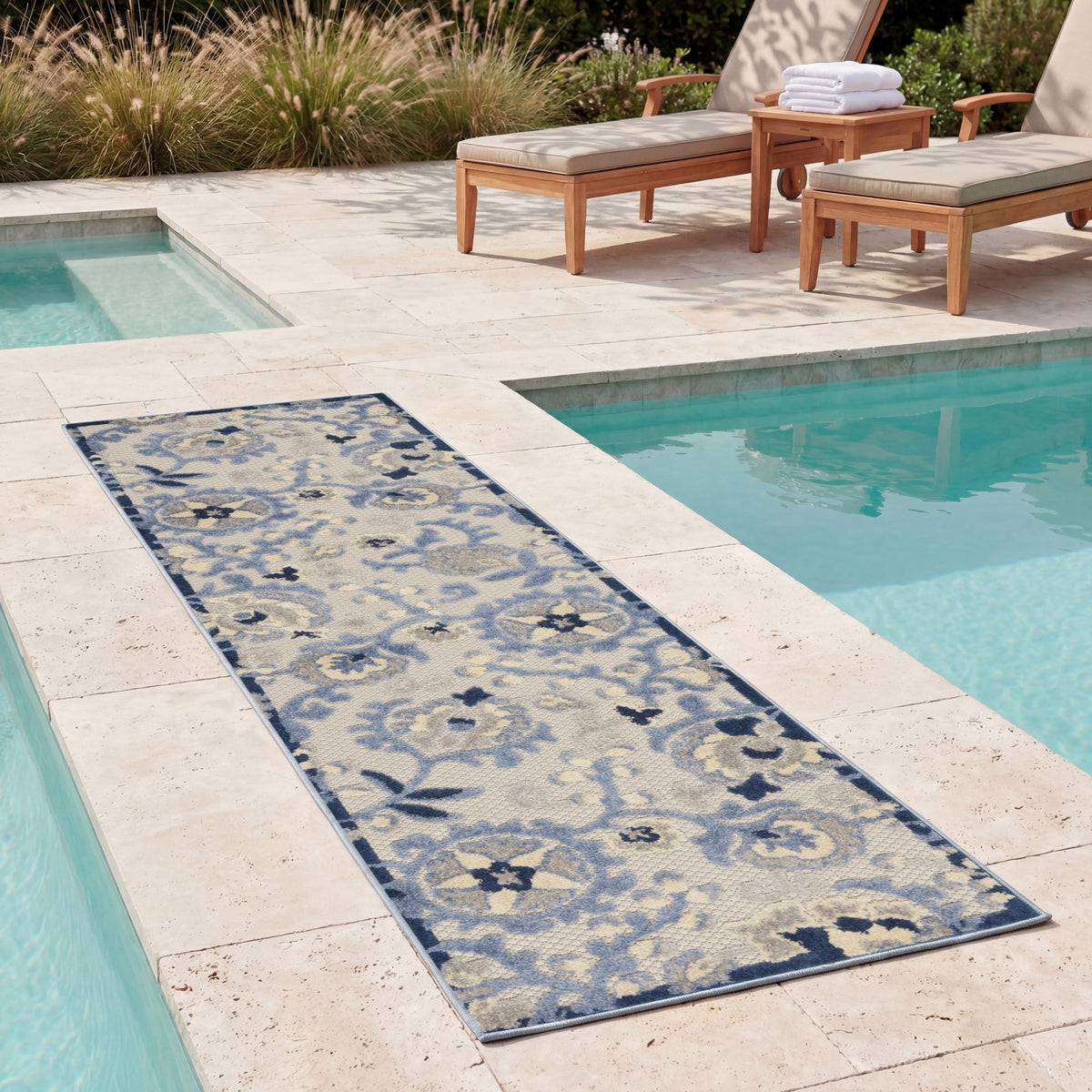 Aloha ALH17 Blue Grey Rug - room scene