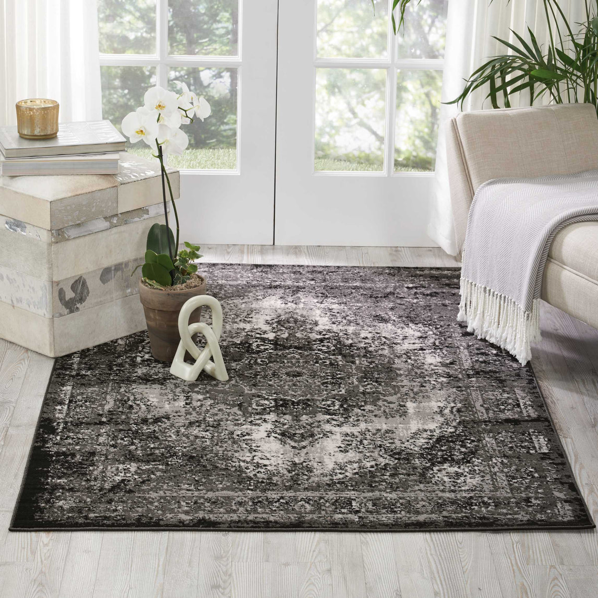 Aria AR005 Charcoal Rug - room scene