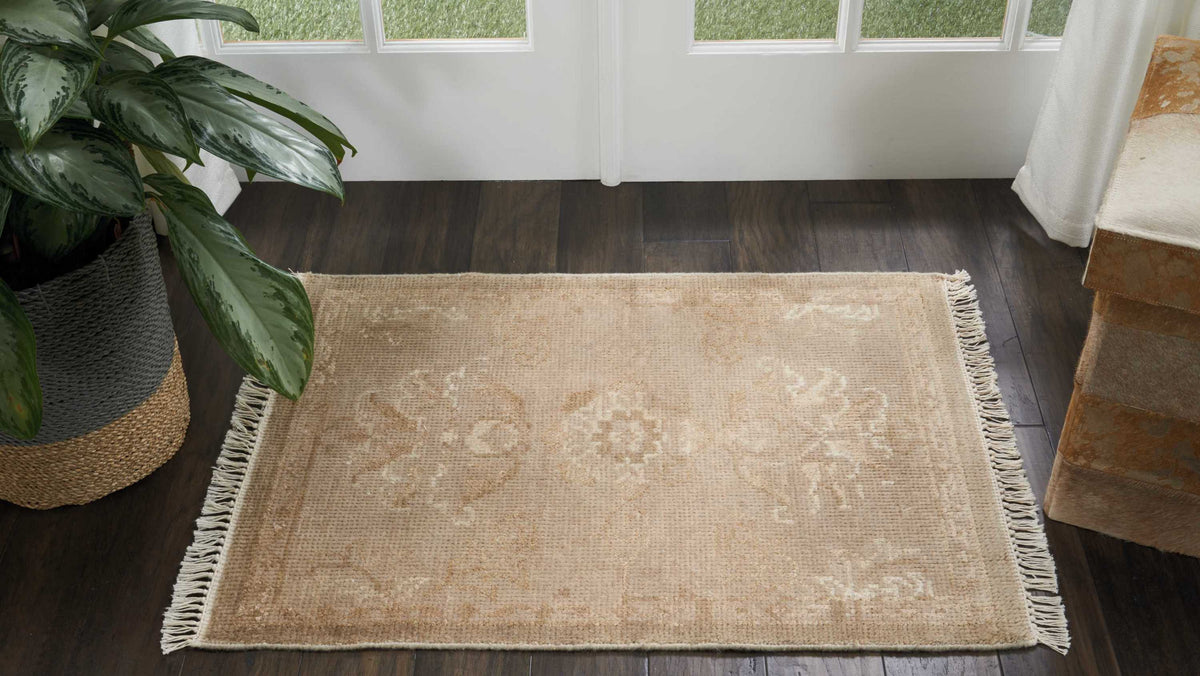 Elan ELN04 Gold Rug - room scene