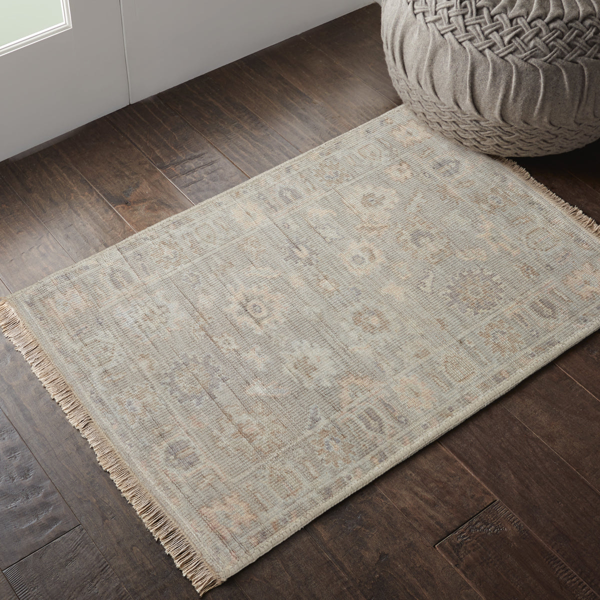 Aldora ALD15 Silver Blue Rug - room scene