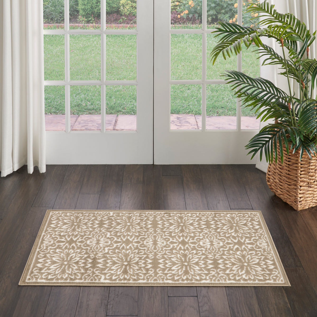 Jubilant JUB06 Taupe Rug - room scene