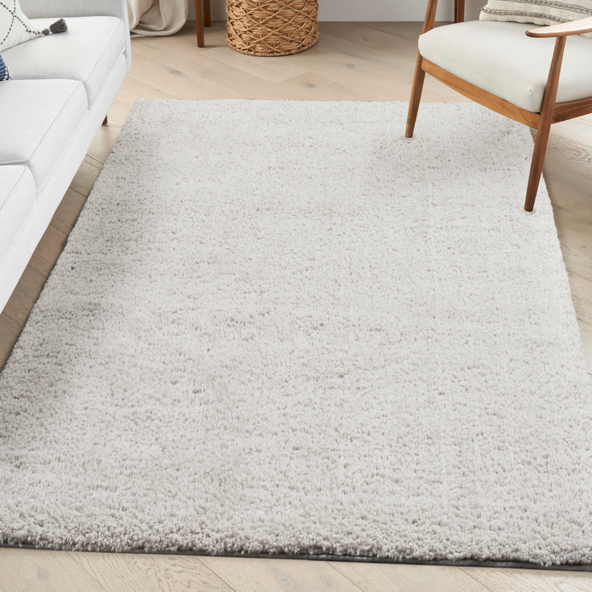 Modern Shag MMD02 Silver Rug - room scene