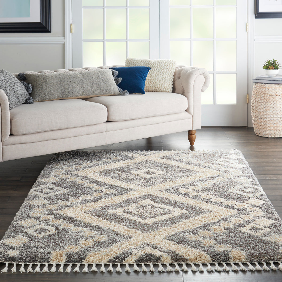 Oslo Shag OSL02 Grey Ivory Rug - room scene