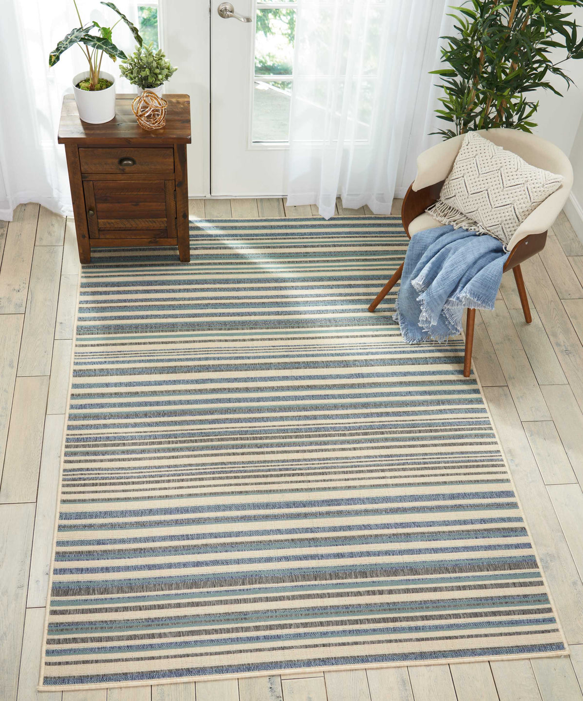 Lido LID01 Blue Cream Rug - room scene