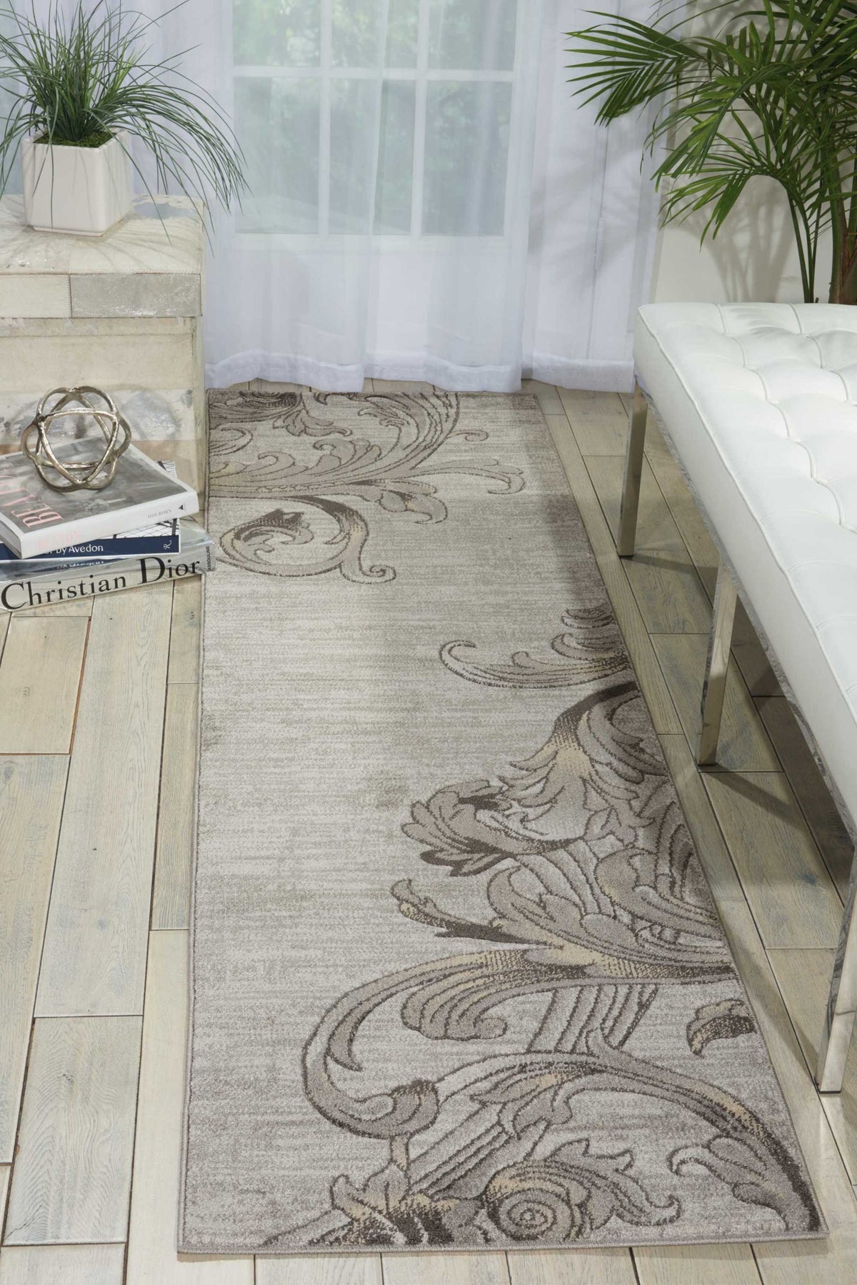 Maxell MAE05 Graphite Rug - room scene