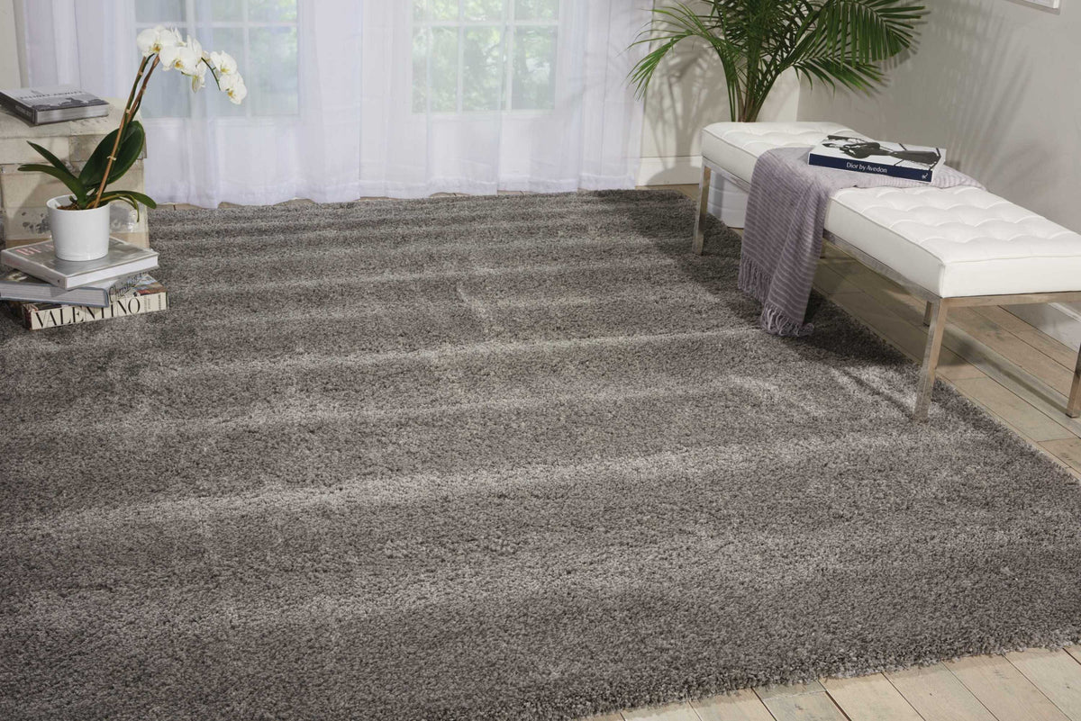 Yummy Shag YUM01 Silver Rug - room scene