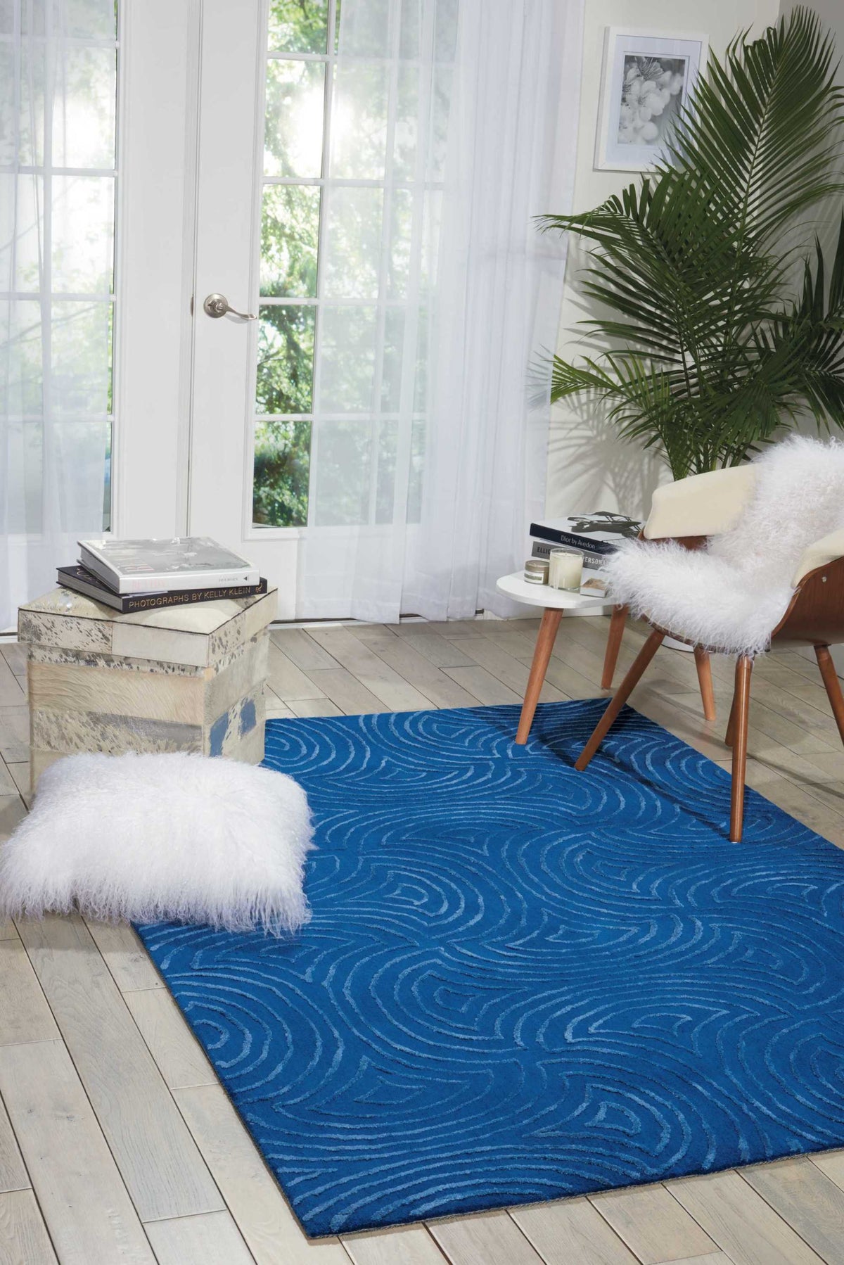 Vita VIT11 Blue Rug - room scene