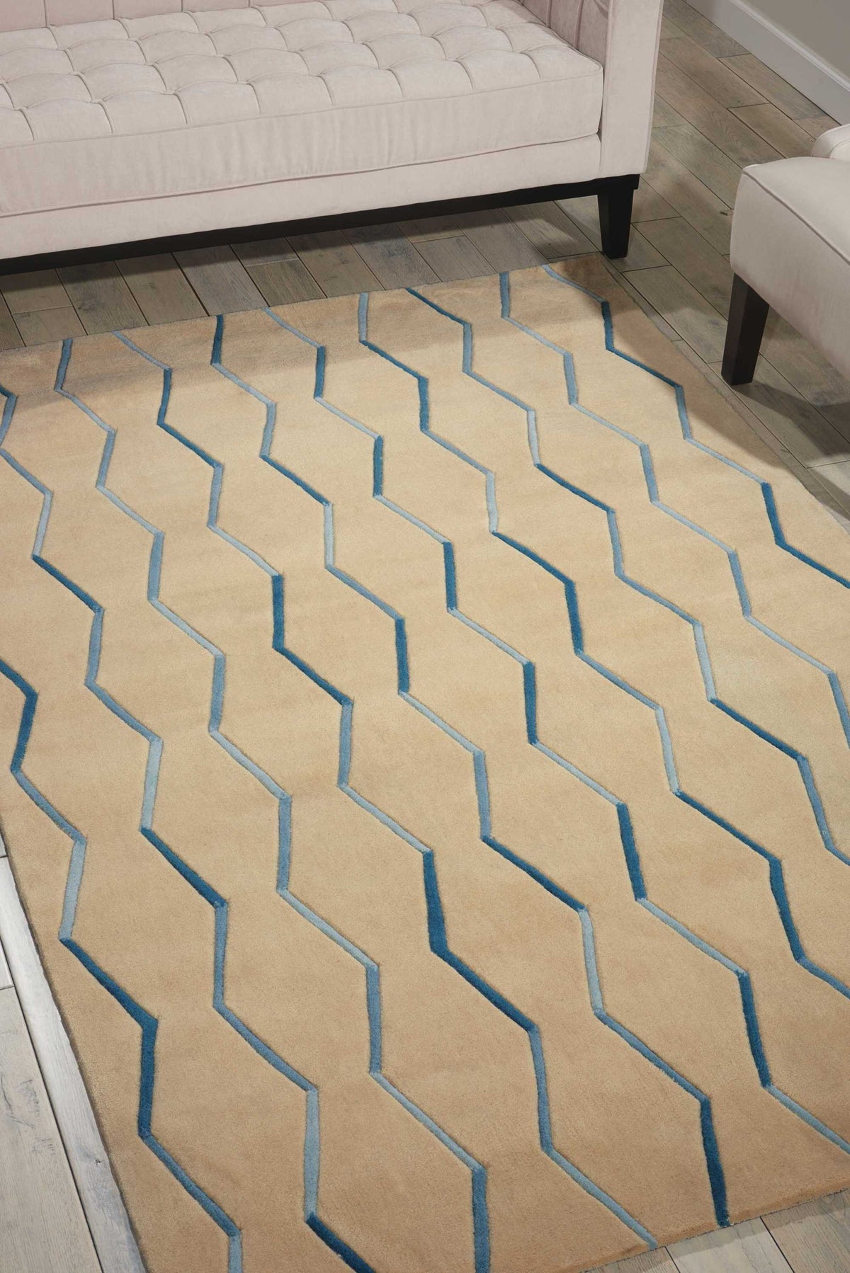 Contour CON43 Ivory Rug - room scene