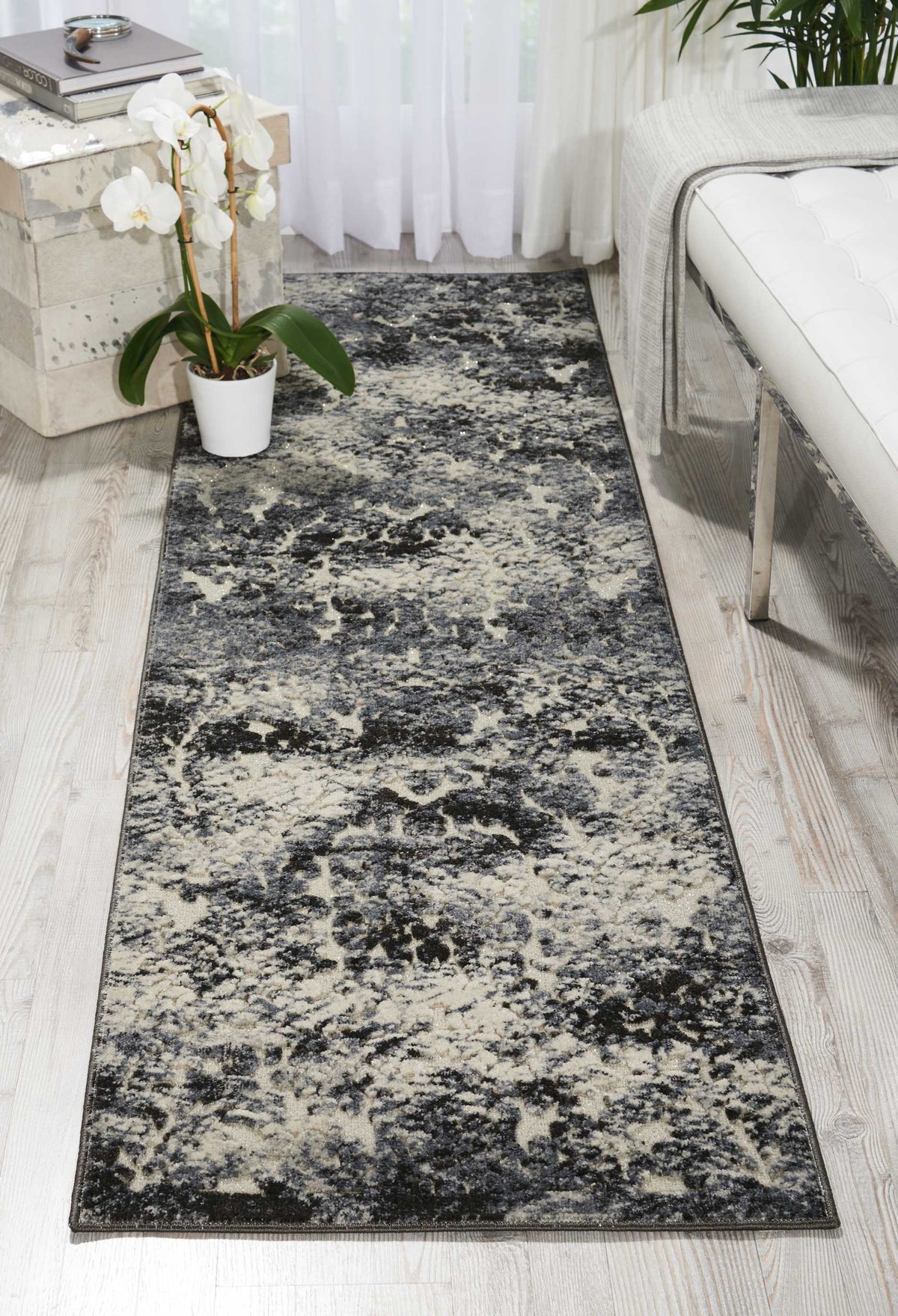 Gleam MA603 Ivory Slate Rug - room scene