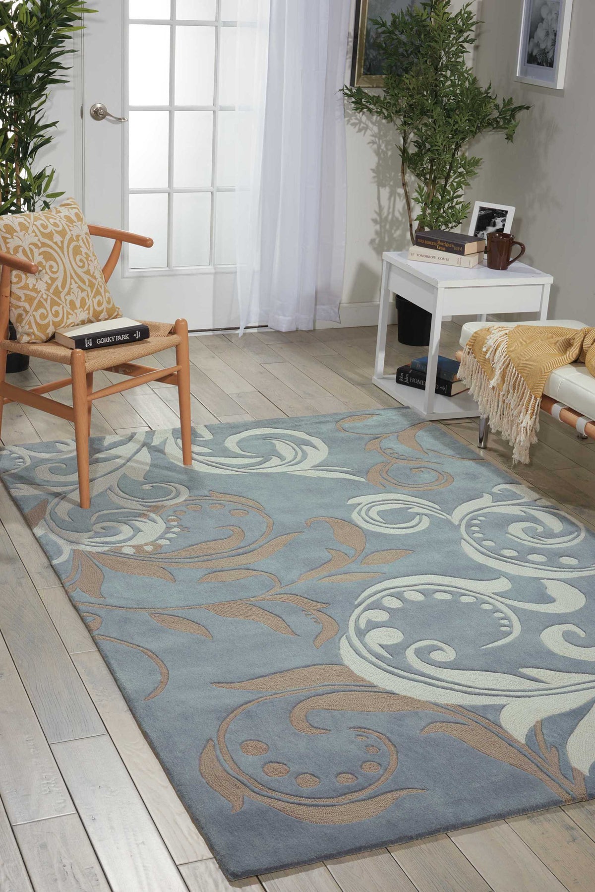 Contour CON09 Silver Rug - room scene