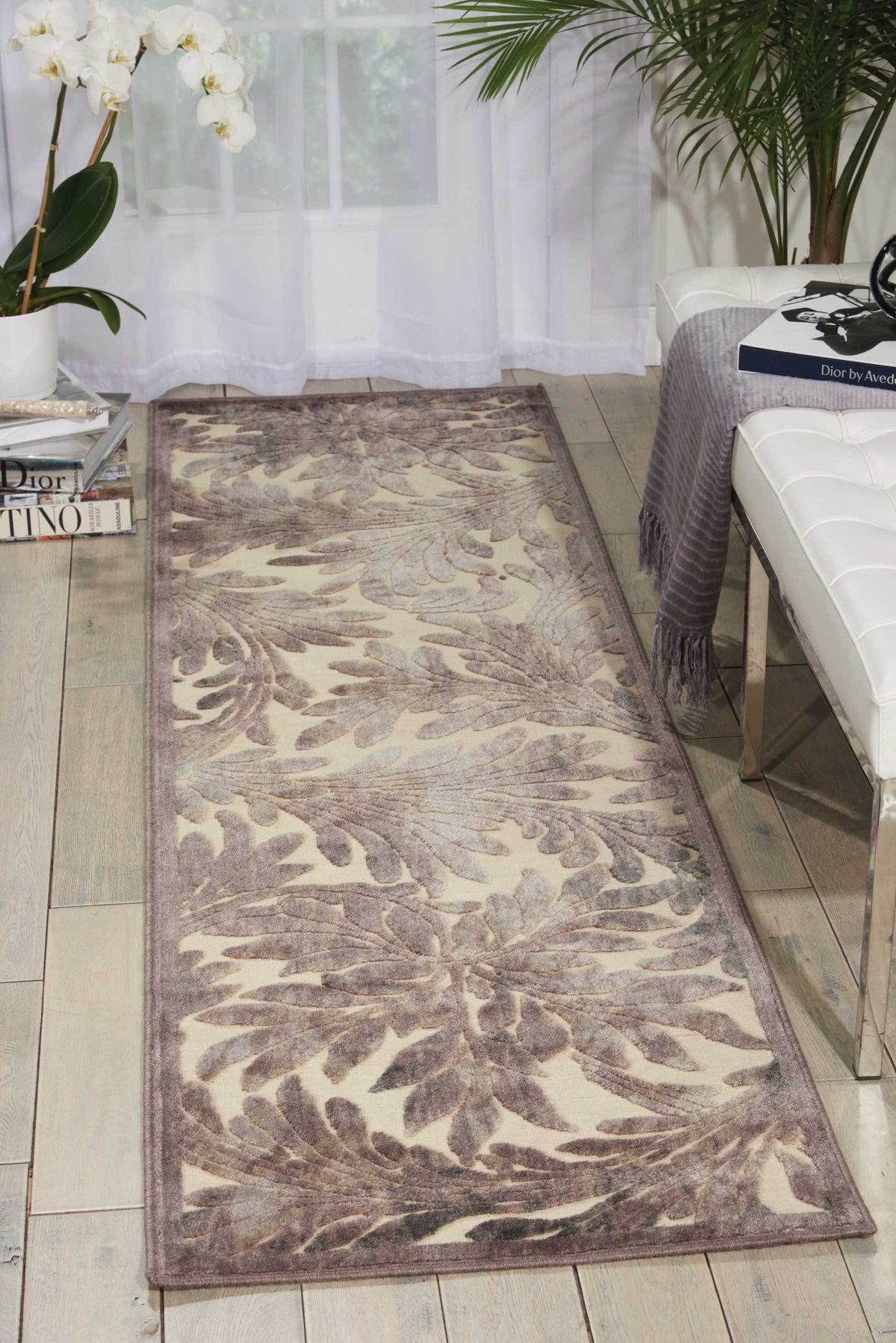Graphic Illusions GIL19 Ivory Rug - room scene