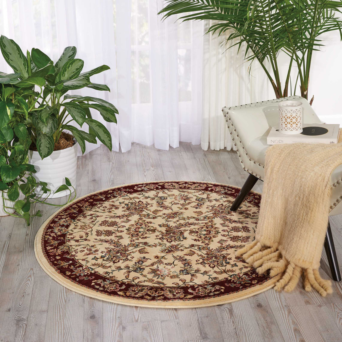 Antiquities ANT07 Ivory Rug - room scene