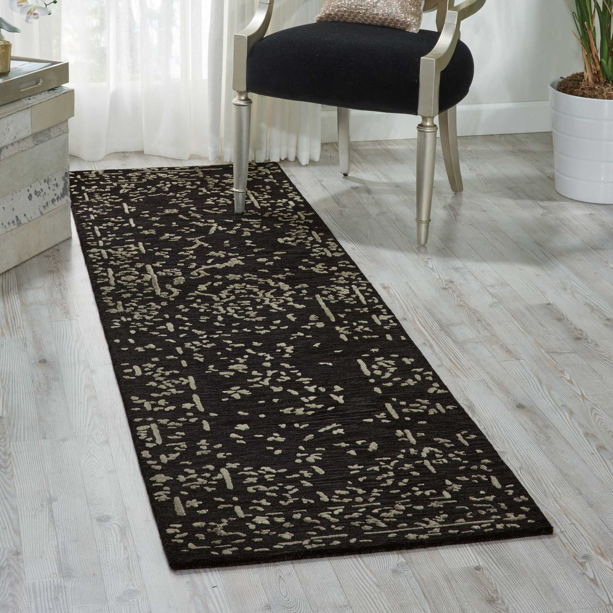 Opaline OPA03 Midnight Silver Rug - room scene
