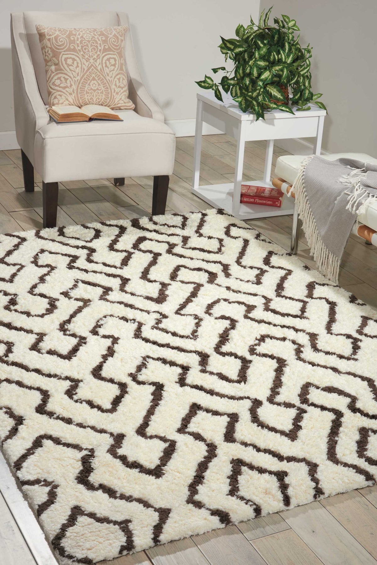 Galway GLW03 Ivory Chocolate Rug - room scene