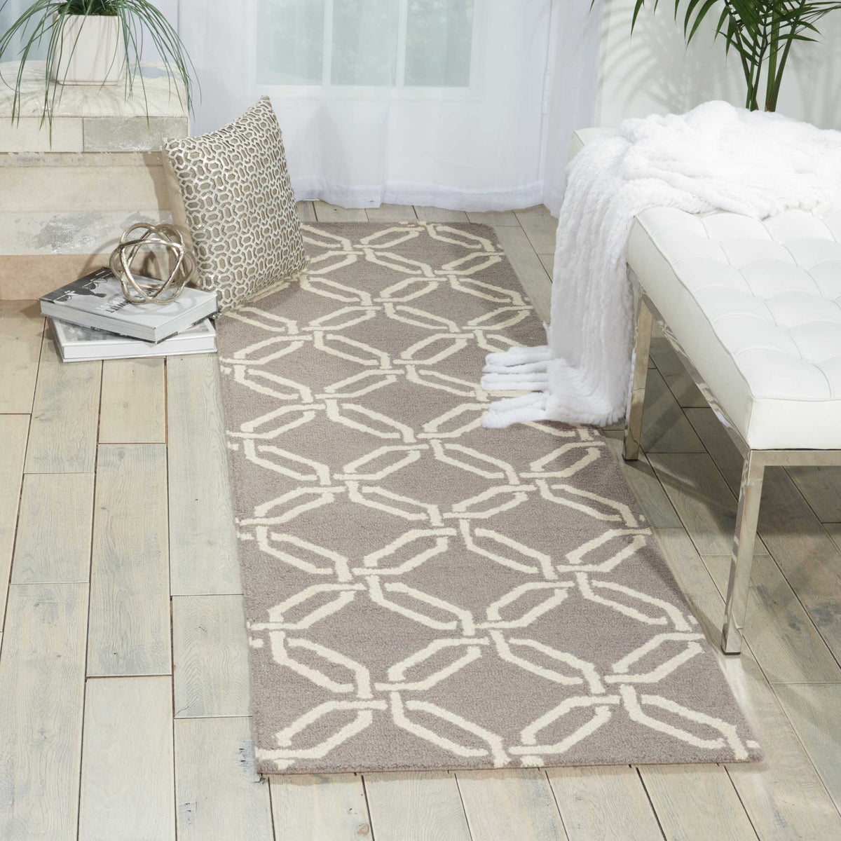 Linear LIN08 Silver Rug - room scene