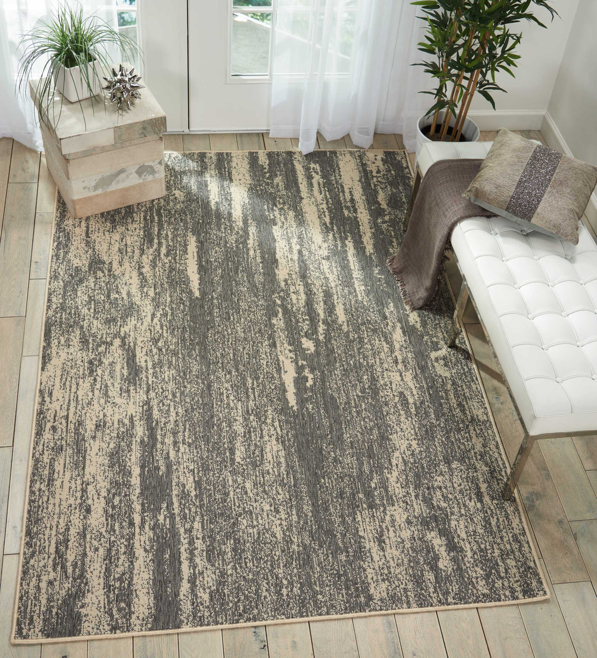 Lido LID04 Grey Cream Rug - room scene