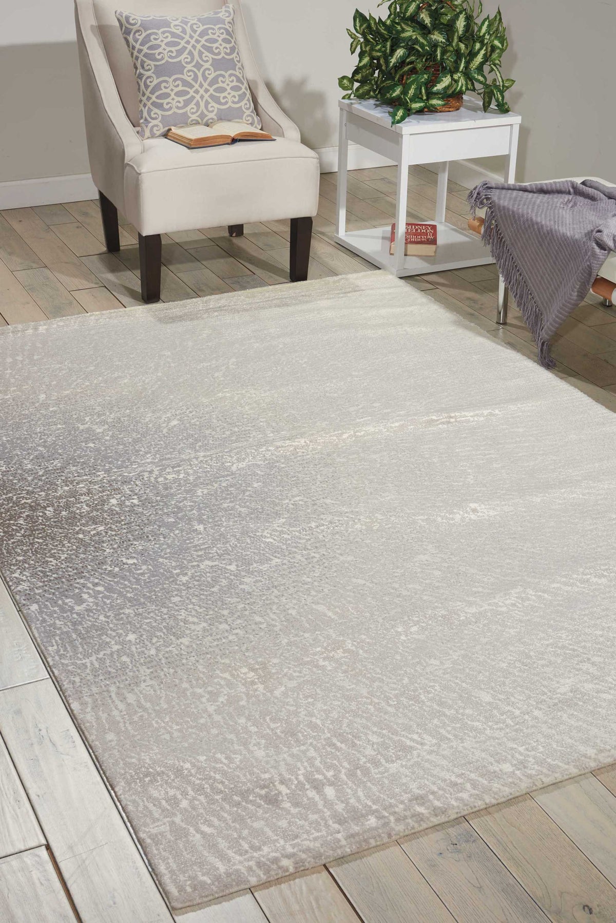 Twilight TWI12 Ivory Grey Rug - room scene