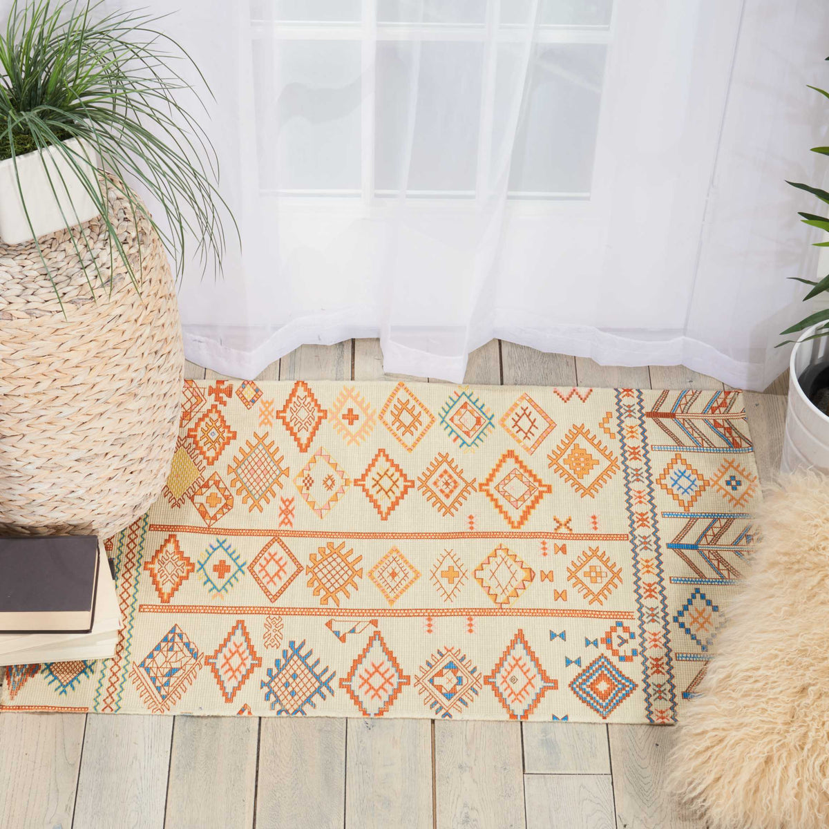 Madera MAD05 Ivory Rug - room scene